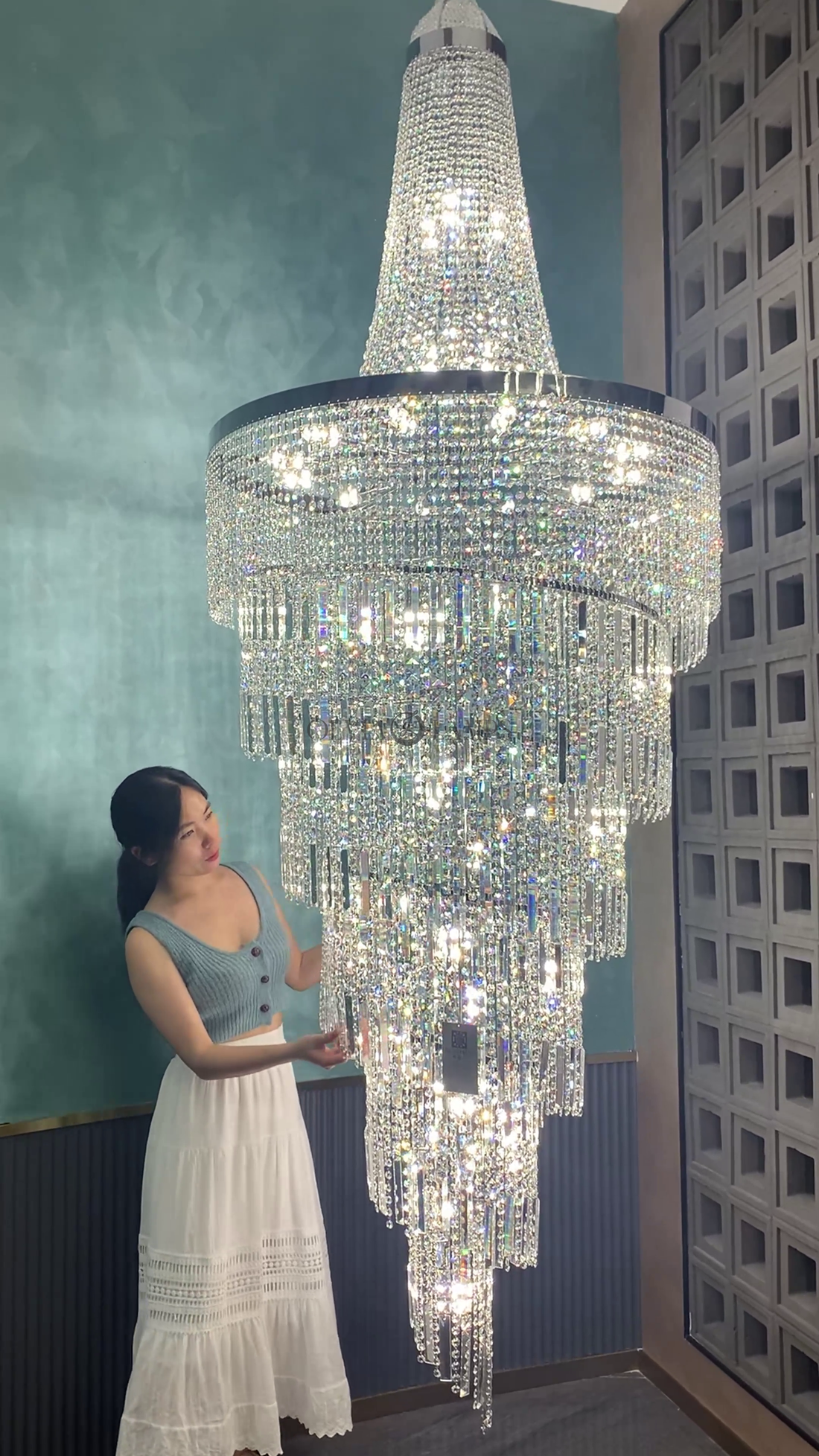 Modern Crystal Tassel Chandelier For Foyer / Staircase